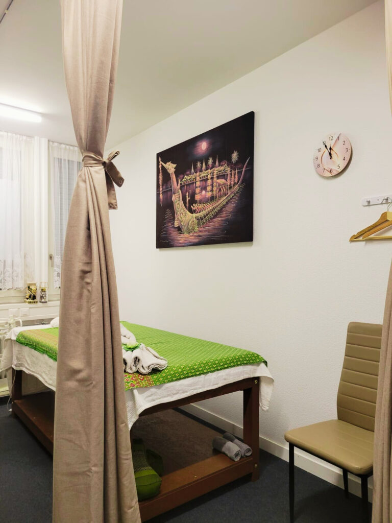 Studio Massageraum 04 | Smile Sabaidee - Thai Massage in Thun